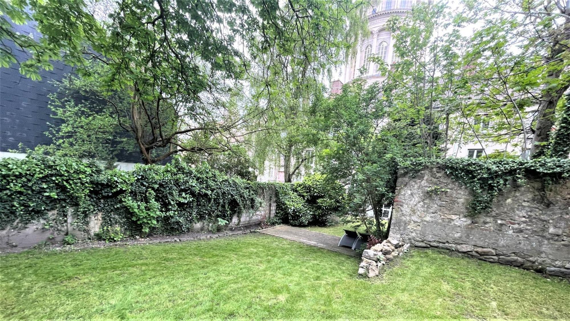 Apartmán Au Jardin De La Basilique Boulogne-sur-Mer Exteriér fotografie